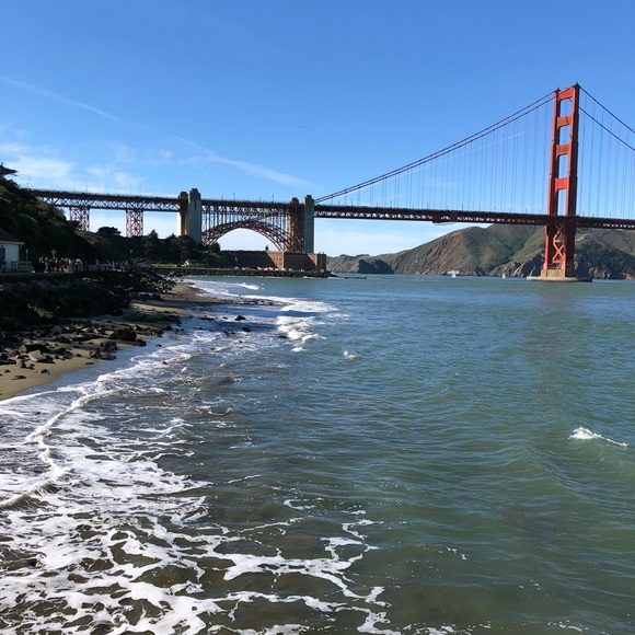 Meet your Posher, Caroline - Picture 1 of 1